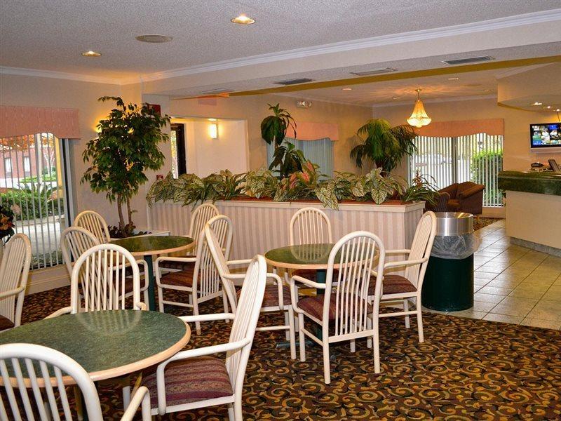 Fairview Inn & Suites Мобіл Екстер'єр фото