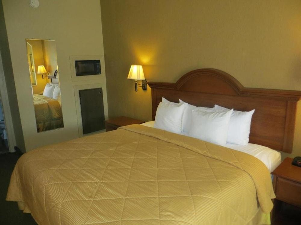 Fairview Inn & Suites Мобіл Екстер'єр фото