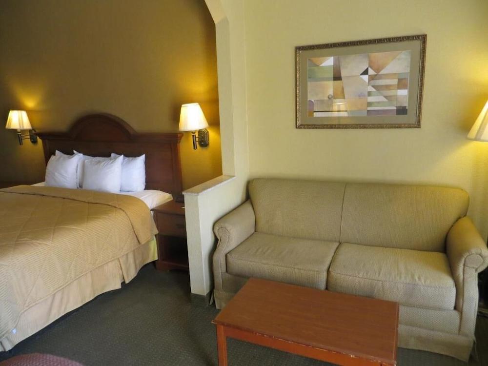 Fairview Inn & Suites Мобіл Екстер'єр фото