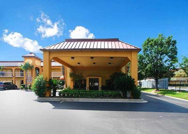 Fairview Inn & Suites Мобіл Екстер'єр фото