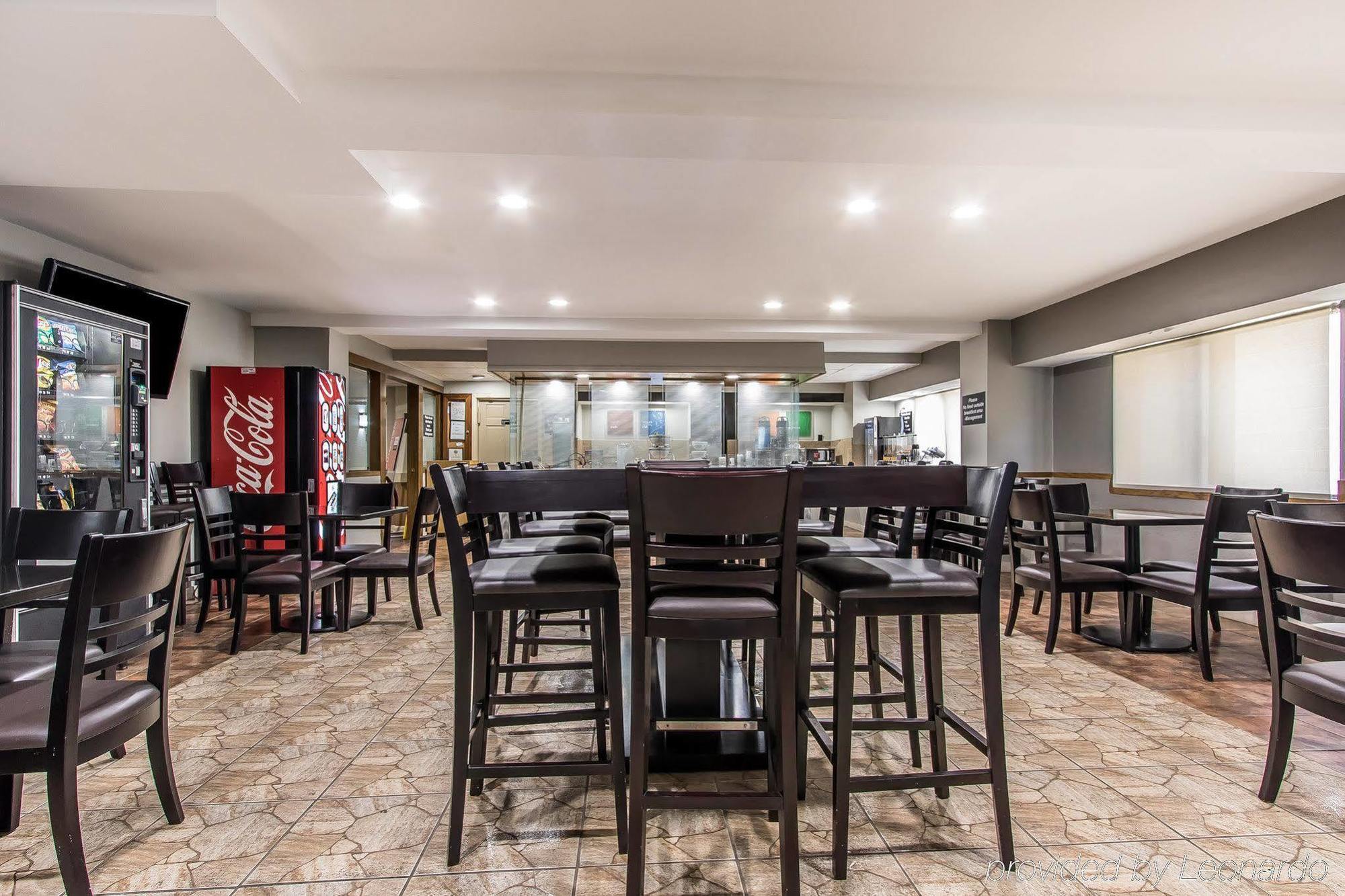 Fairview Inn & Suites Мобіл Екстер'єр фото