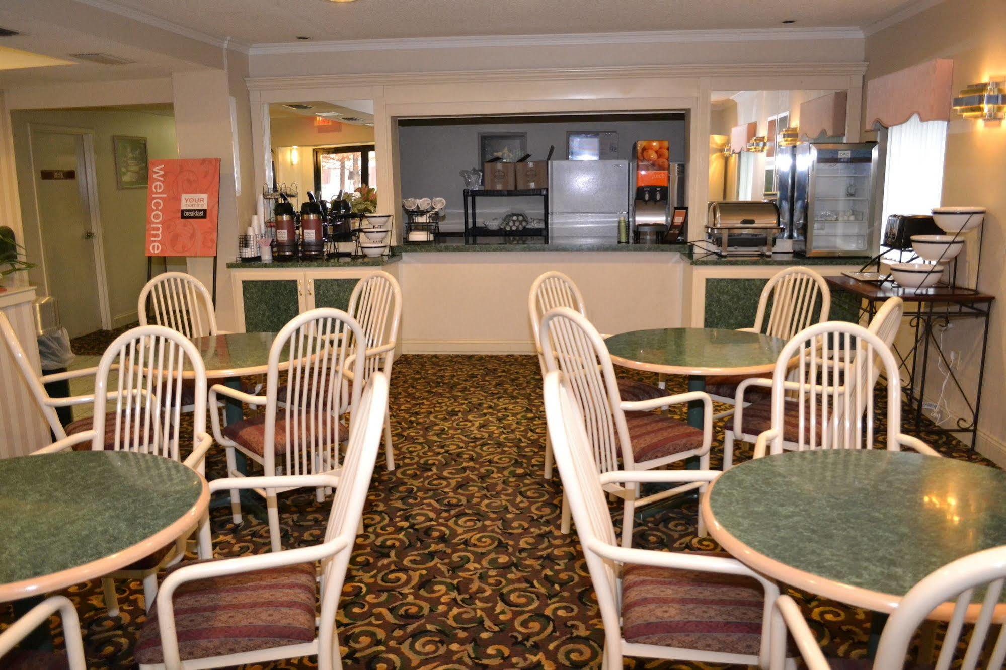 Fairview Inn & Suites Мобіл Екстер'єр фото